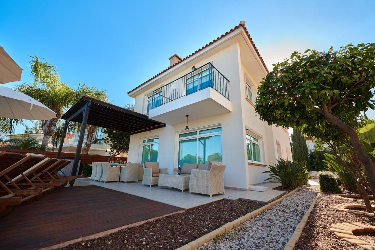 Beach Front Bella Vista By Ezoria Villas Protaras Exterior foto